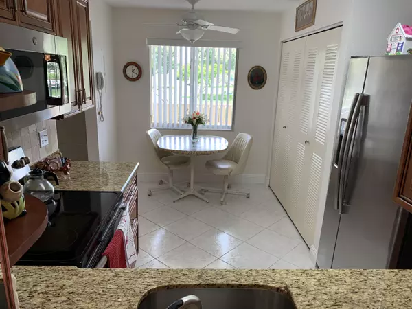 Delray Beach, FL 33446,7286 Huntington LN 306