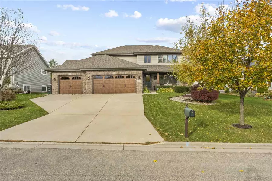 1184 Virdon Dr, Sun Prairie, WI 53590