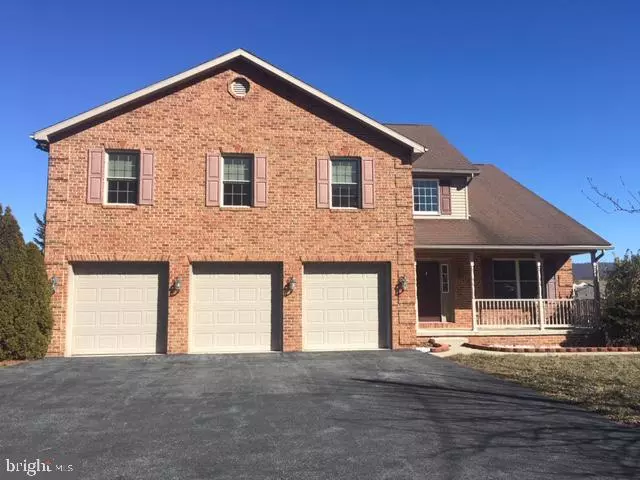 8693 STOTTLEMYER RD, Waynesboro, PA 17268