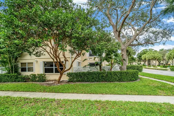 West Palm Beach, FL 33406,8151 Bridgewater Court C