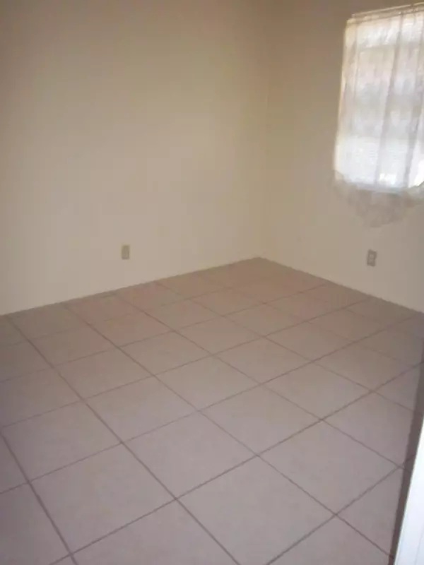 Port Saint Lucie, FL 34952,1544 SE Royal Green CIR K204