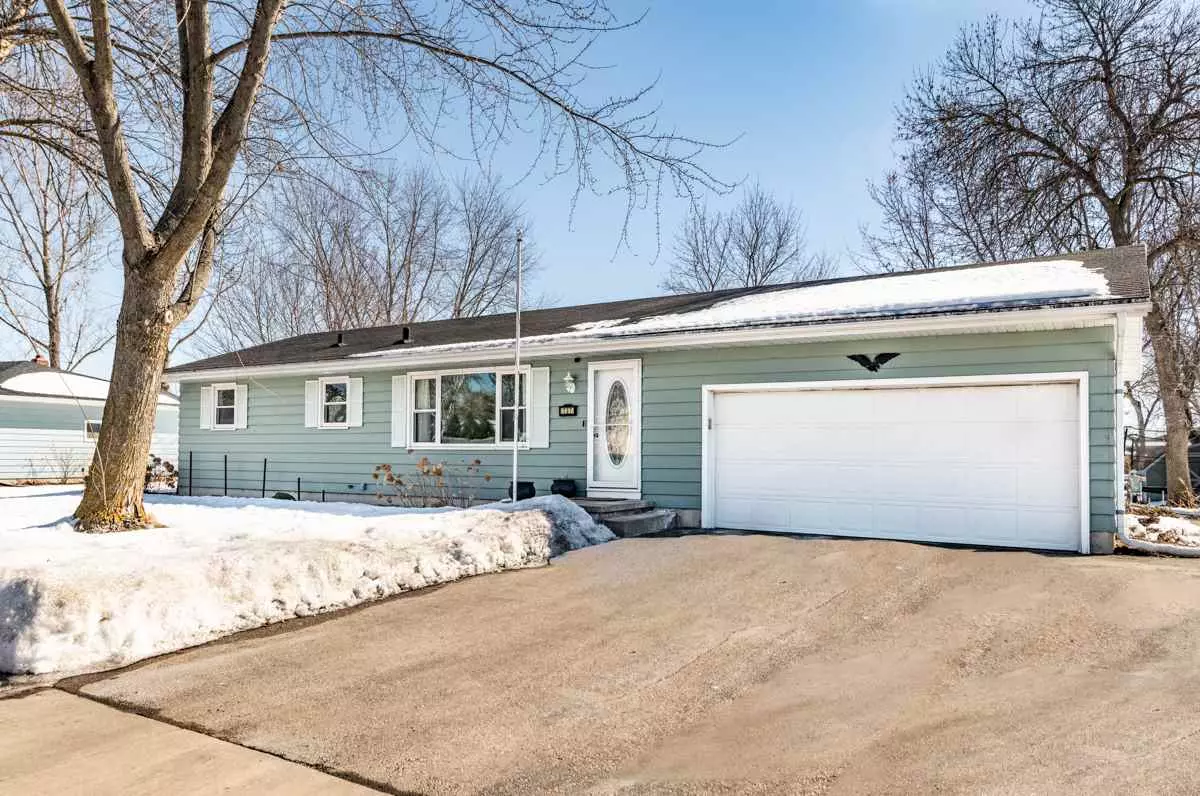 Sun Prairie, WI 53590,737 Thomas Dr