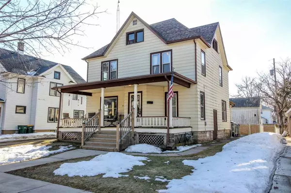 326 Grant St, Fort Atkinson, WI 53538