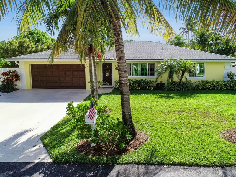 410 Jupiter LN, Juno Beach, FL 33408