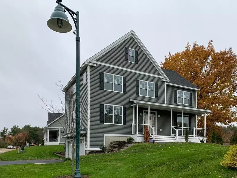 5 Topaz DR, Dover, NH 03820