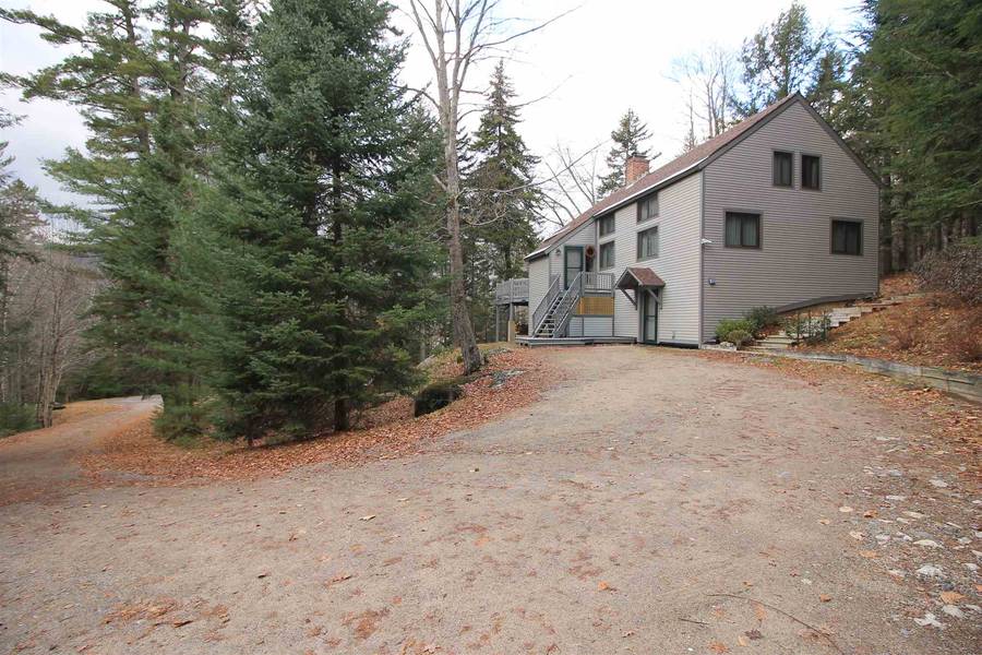 76 Snows Mountain RD, Waterville Valley, NH 03215