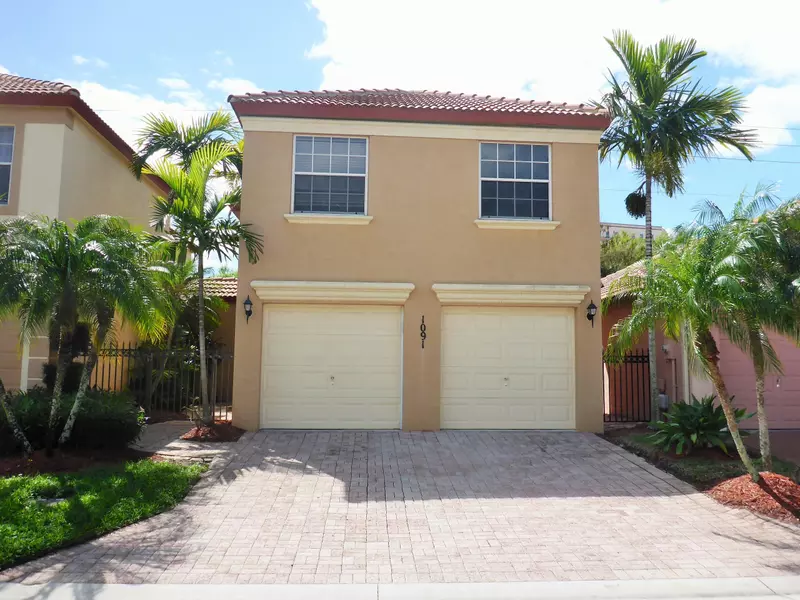 1091 Via Jardin, Riviera Beach, FL 33418