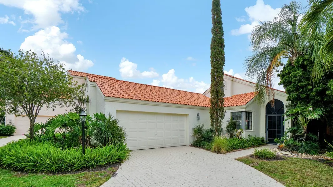 13306 Saint Tropez CIR, Palm Beach Gardens, FL 33410