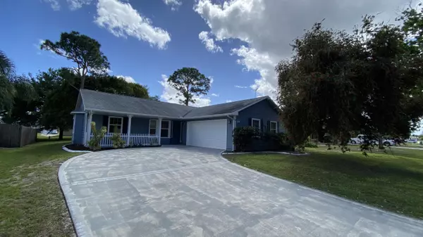 Port Saint Lucie, FL 34983,282 SE Wallace TER