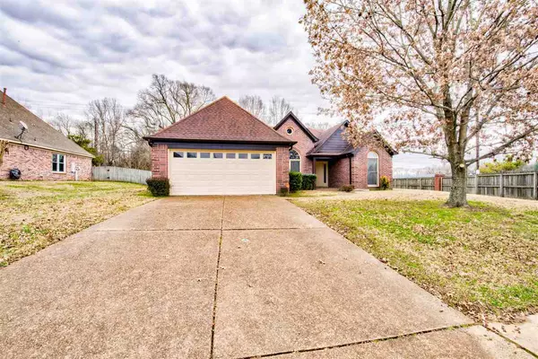 4451 JULIA CV, Millington, TN 38053