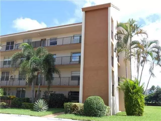 26 Abbey LN 208, Delray Beach, FL 33446