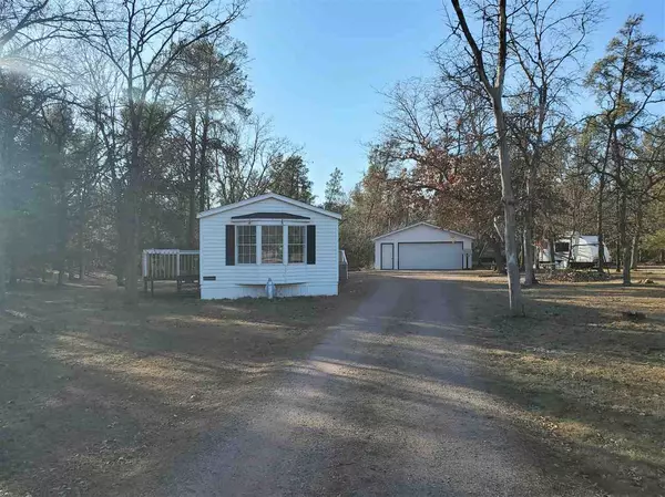 1622 Hornet Tr, Nekoosa, WI 54457