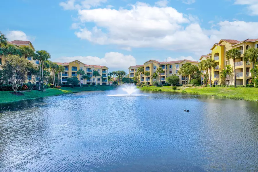 200 Uno Lago DR 303, Juno Beach, FL 33408