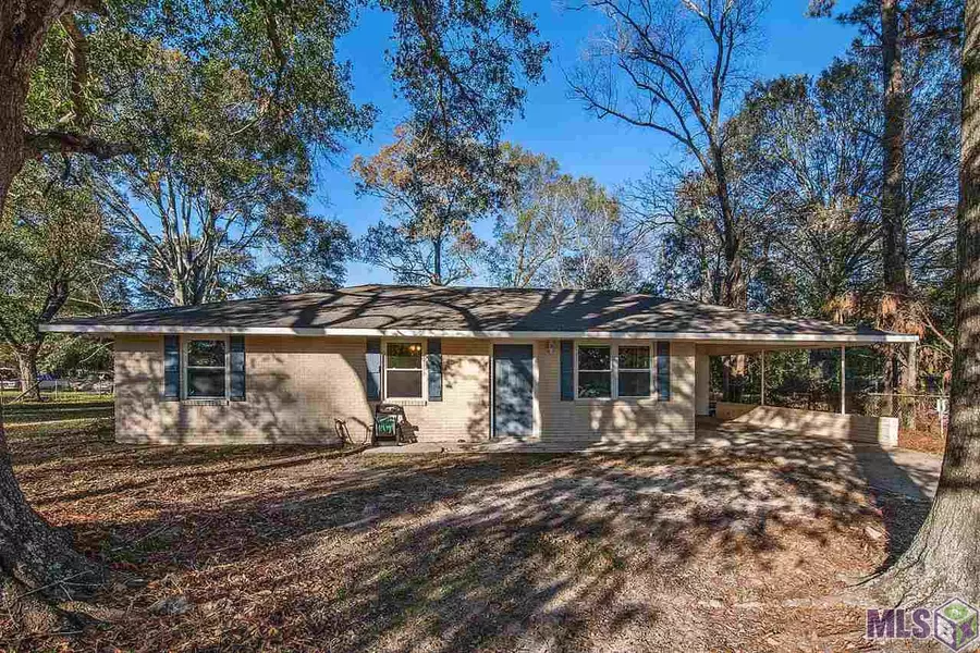 3236 LANDMOR DR, Slaughter, LA 70777