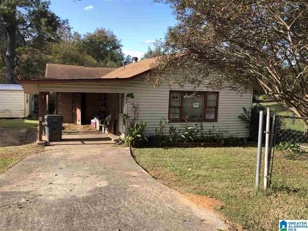 431 LAKESHORE CIRCLE, Adamsville, AL 35005