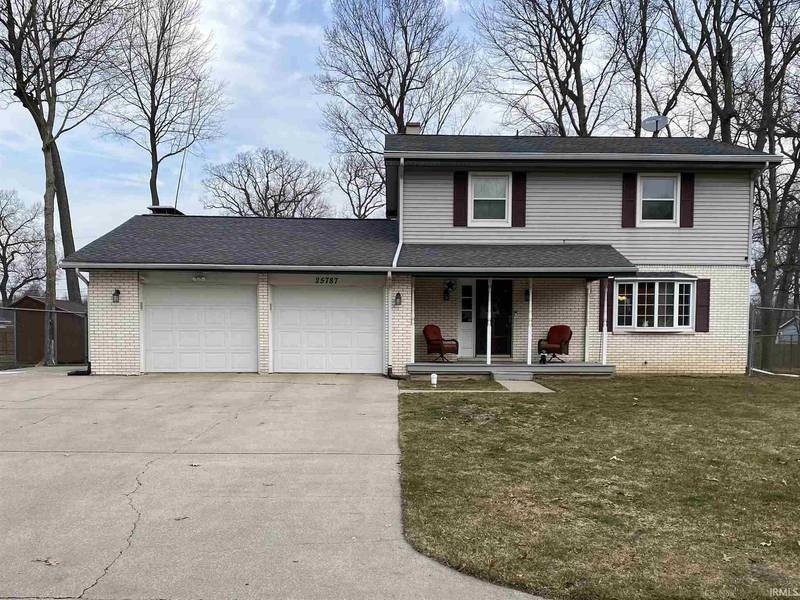 25787 Meadow Oak Lane, Elkhart, IN 46514