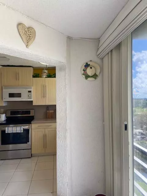 Lake Worth, FL 33467,3465 Via Poinciana 803 803