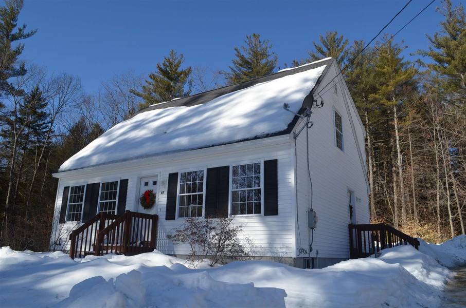 67 Deer Valley RD, Bradford, NH 03221