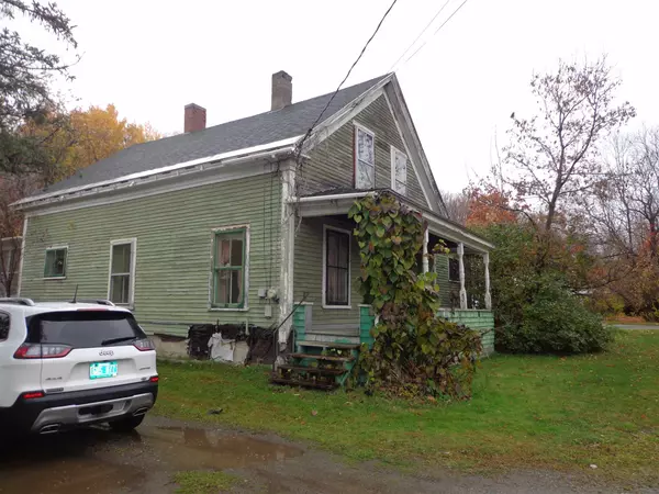 441 Clyde ST, Newport City, VT 05855