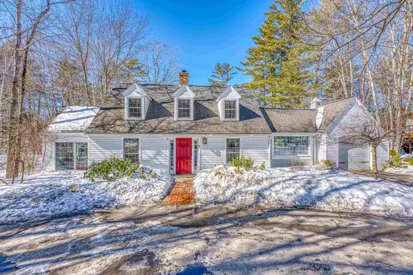 14 Smith ST, Plymouth, NH 03264