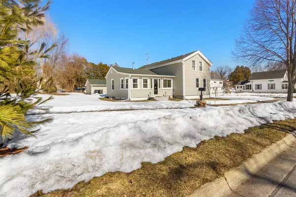 407 Water St, Lake Geneva, WI 53147