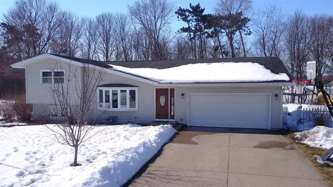 W547 Theresa Ct, Brodhead, WI 53520