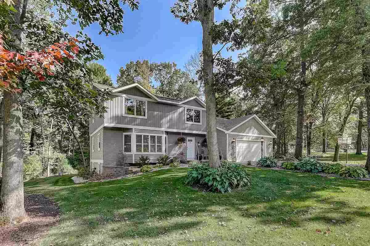 Verona, WI 53593,7790 Cherry Wood Ln