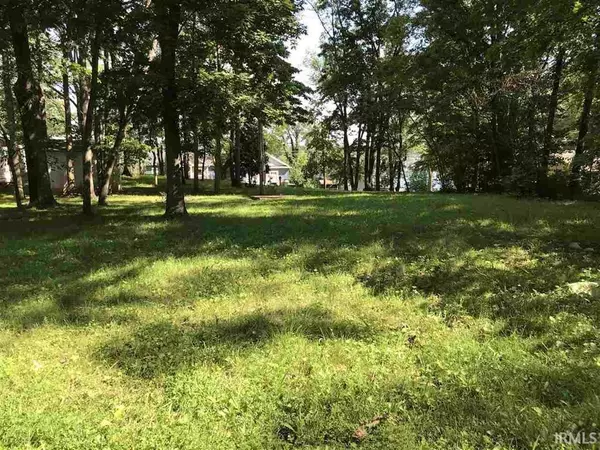 Fremont, IN 46737-9692,215 LN 415B Jimmerson Lake Lot 366