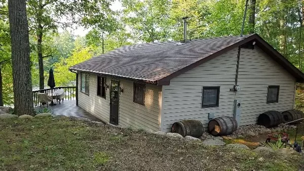 7645 WEST POINT DRIVE, Rhinelander, WI 54501