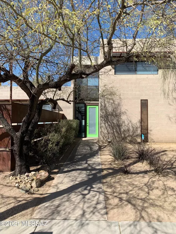 Tucson, AZ 85705,520 W Helen Street