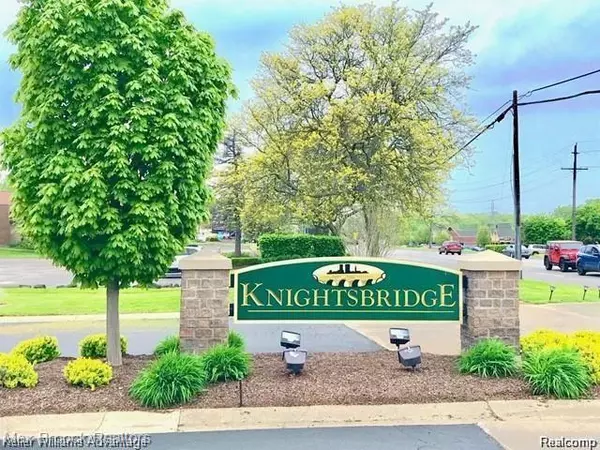 4342 KNIGHTSBRIDGE Lane, West Bloomfield, MI 48323 1623