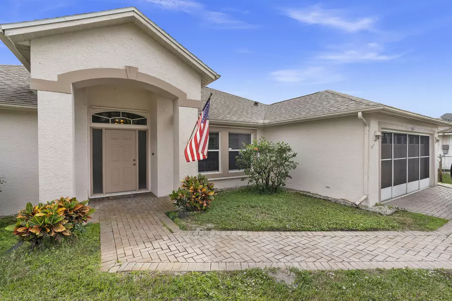 542 SE Voltair TER, Port Saint Lucie, FL 34983