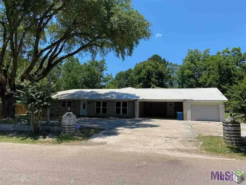 425 BAY ST, Denham Springs, LA 70726