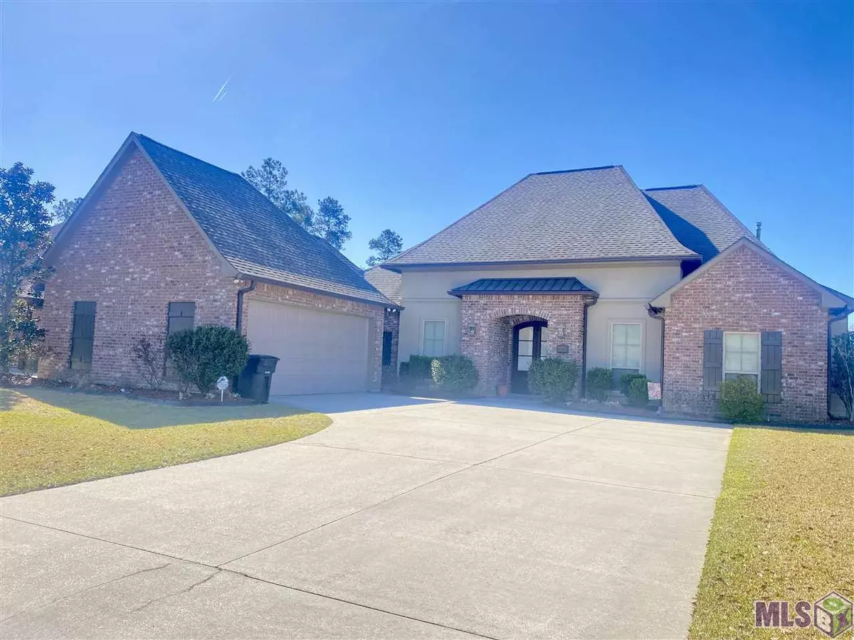 Central, LA 70818,14510 WISTERIA LAKES DR