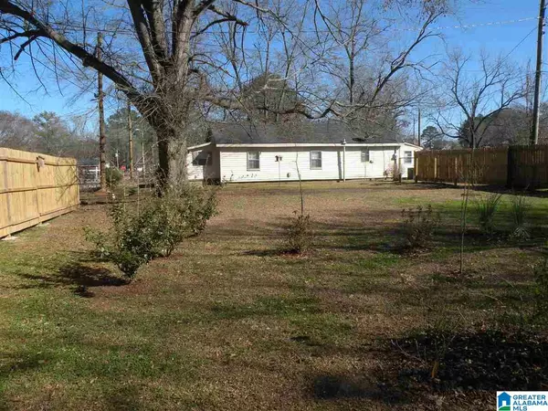 1003 W 3RD STREET, Sylacauga, AL 35150