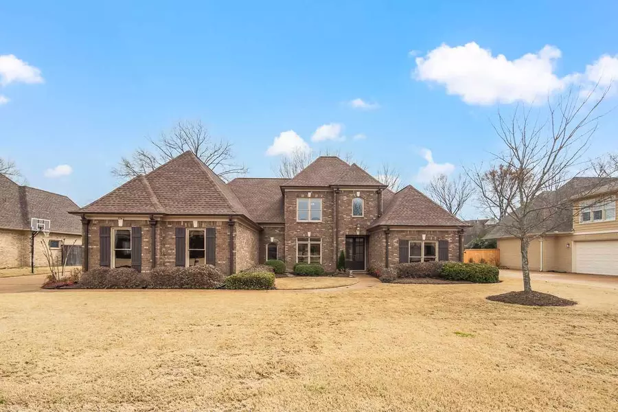 1742 STILLWIND LN, Collierville, TN 38017