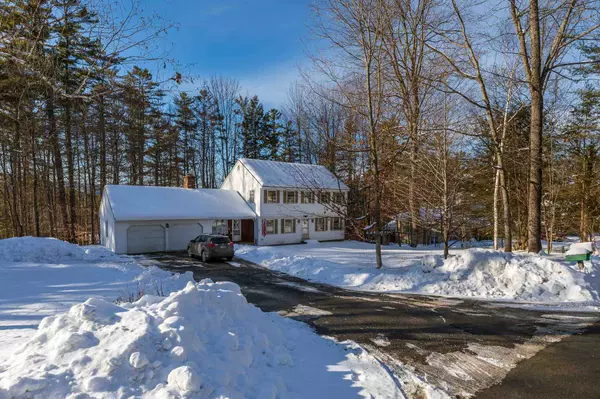 11 Haskins RD, Hanover, NH 03755