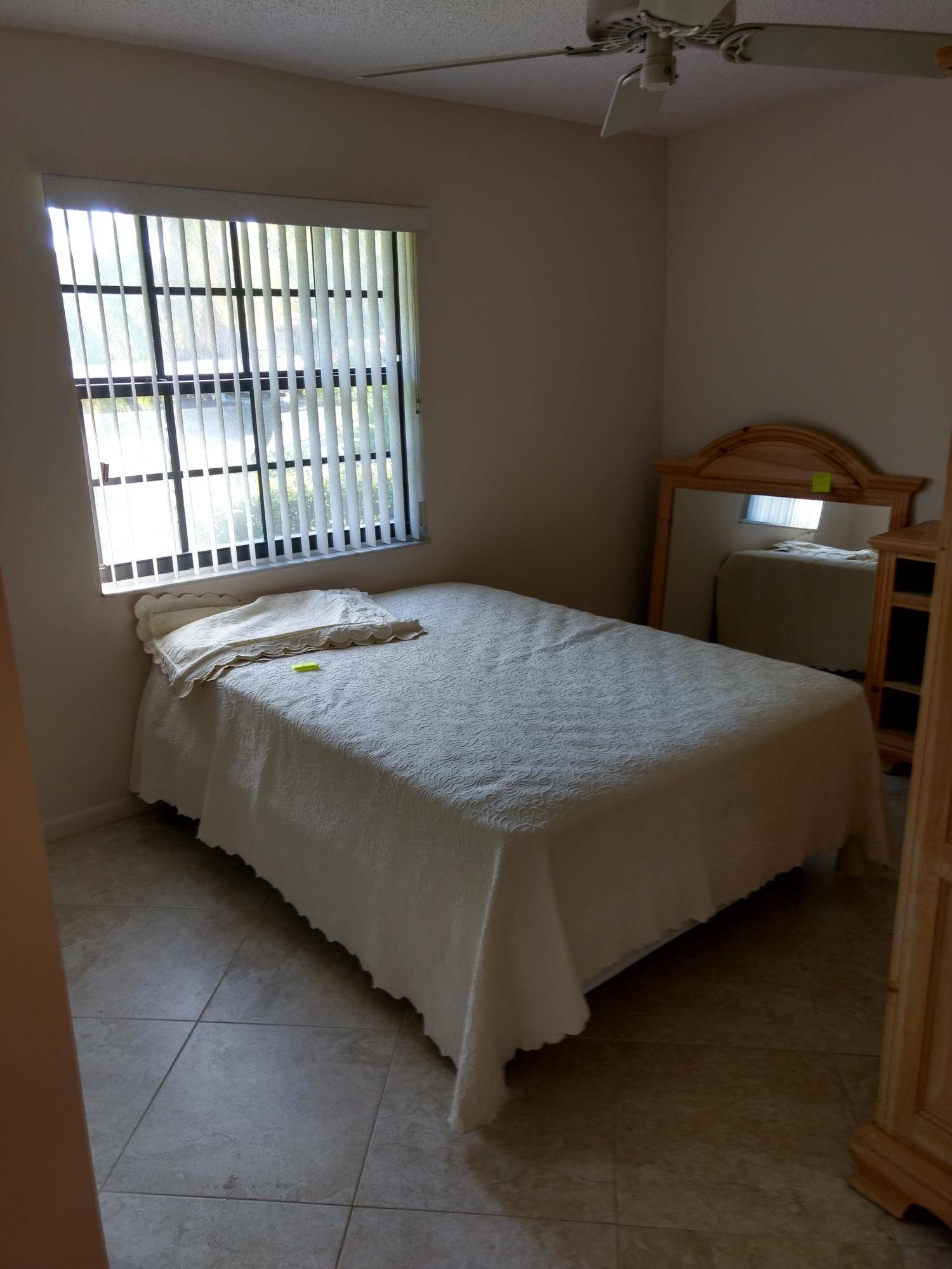 Coral Springs, FL 33071,935 NW 110th LN