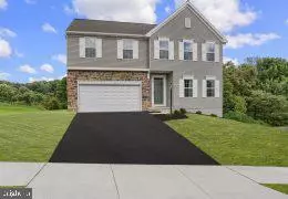 1614 CAMBRIDGE DR, Lebanon, PA 17042