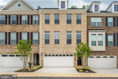 7935 TURTLE CREEK CIR #19, Gainesville, VA 20155