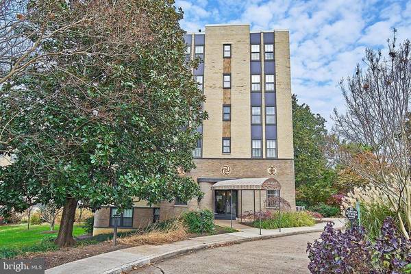 3901 CATHEDRAL AVE NW #112, Washington, DC 20016