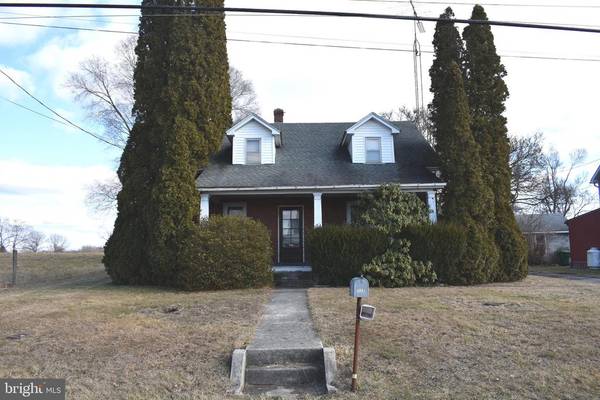 322 WARM SPRING RD, Chambersburg, PA 17202