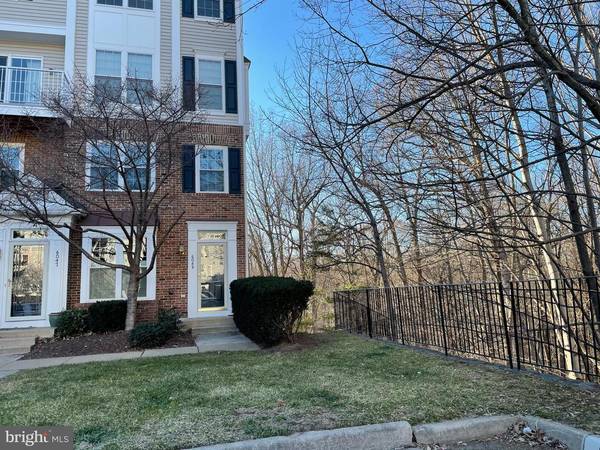 6049 TERRAPIN PL, Alexandria, VA 22310