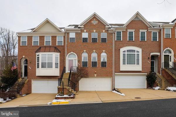 5253 MORNING MIST LN, Alexandria, VA 22312