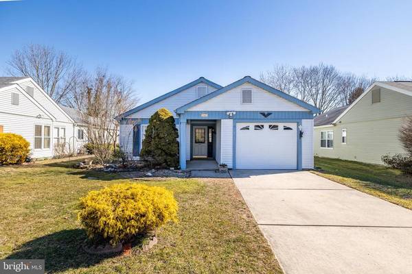 141 BUCKINGHAM DR, Southampton, NJ 08088