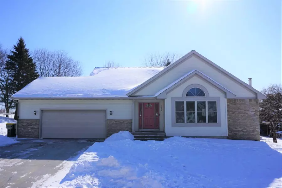 1404 Russet CIR, Reedsburg, WI 53959