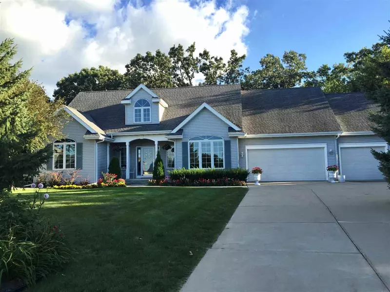 9 Timberwood Ct, Madison, WI 53719