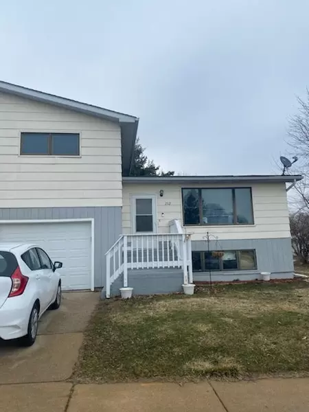 212 14th Ave, New Glarus, WI 53574