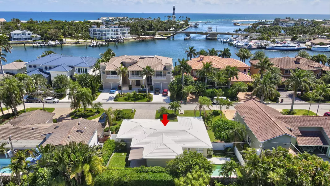 2753 NE 24th ST, Lighthouse Point, FL 33064