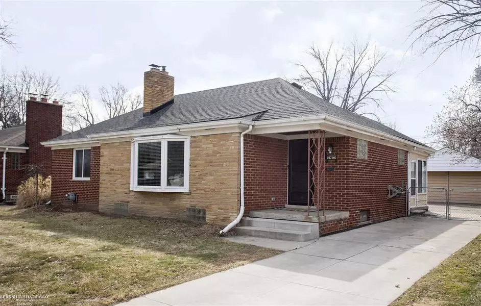 21706 Benjamin, Saint Clair Shores, MI 48081